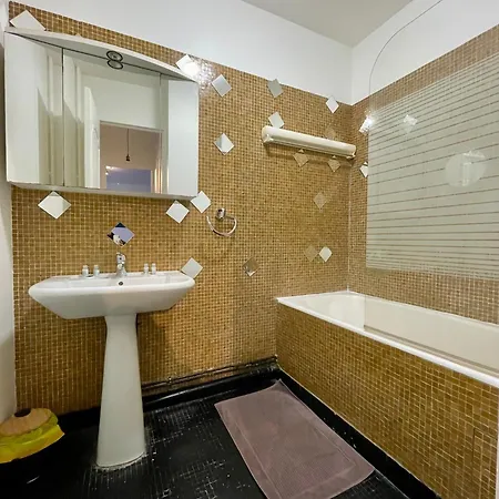 Tour Eiffel Yvart Vaugirard Parijs