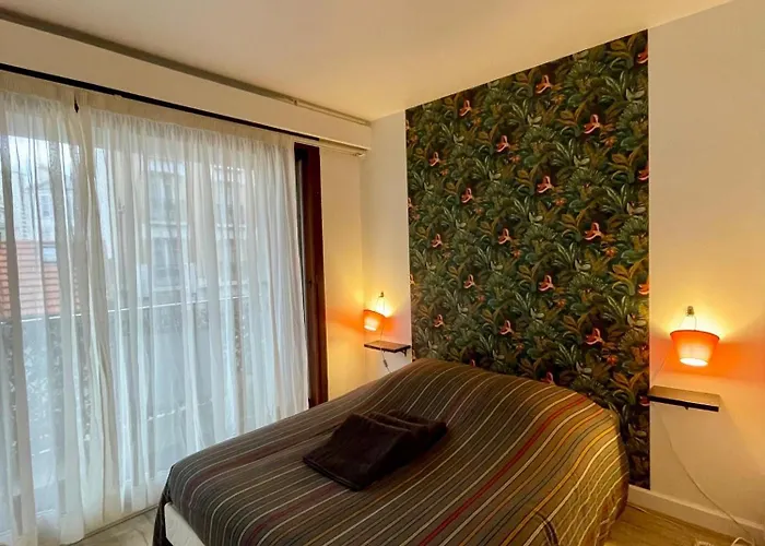 Tour Eiffel Yvart Vaugirard Apartment Paris